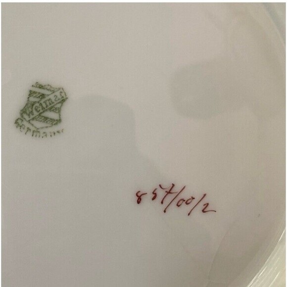 Weimar Germany Vintage Floral Serving Bowl 8.5 Diameter Gold leaf Detail - Picture 6 of 8